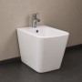 Bidet Ceramica a Pavimento Filo Parete Colore Bianco Lucido modello Cubik