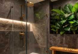 Doccia Walk-In Personalizzata: Eleganza e Design